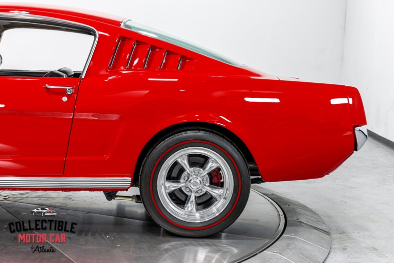 1965 Ford Mustang 40