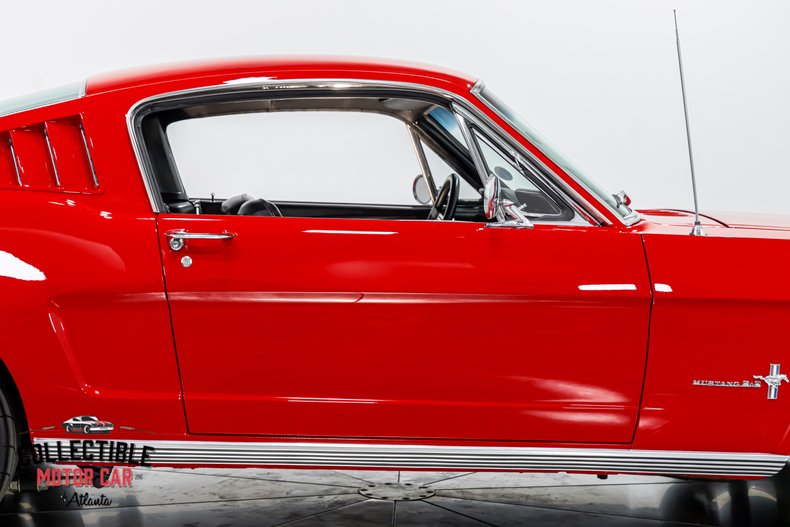 1965 Ford Mustang 42