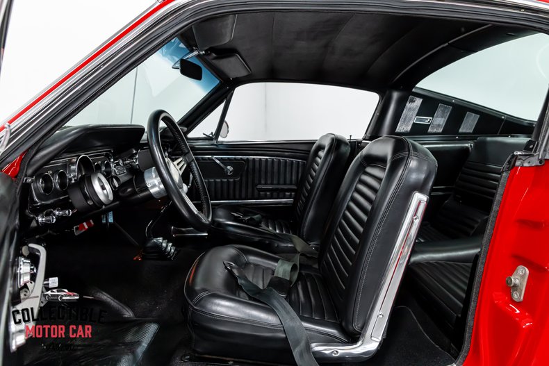 1965 Ford Mustang 70