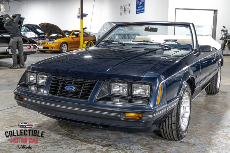 1983 Ford Mustang 11