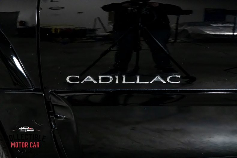 2000 Cadillac Escalade 21