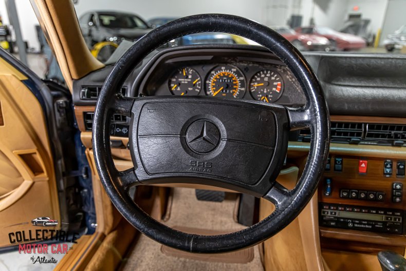 1990 Mercedes-Benz 420SEL 49