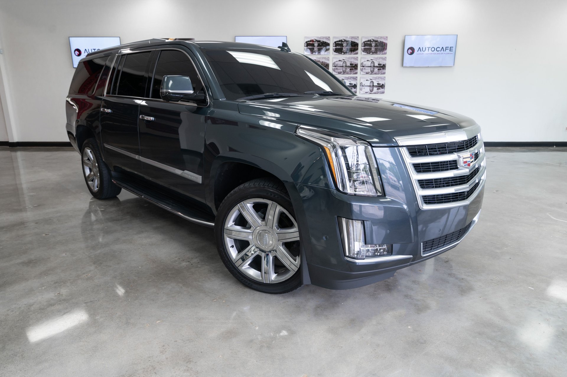 19 Cadillac Escalade Esv Auto Cafe