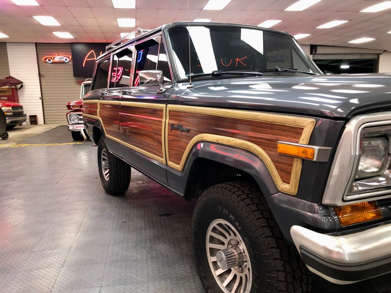 For Sale 1990 Jeep Grand Wagoneer