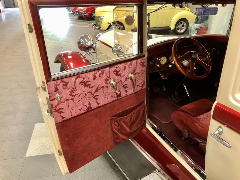 For Sale 1930 Lincoln Sedan