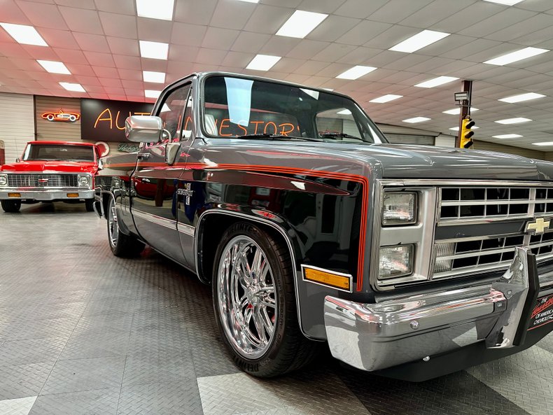 1987 Chevrolet Silverado | Auto Investors