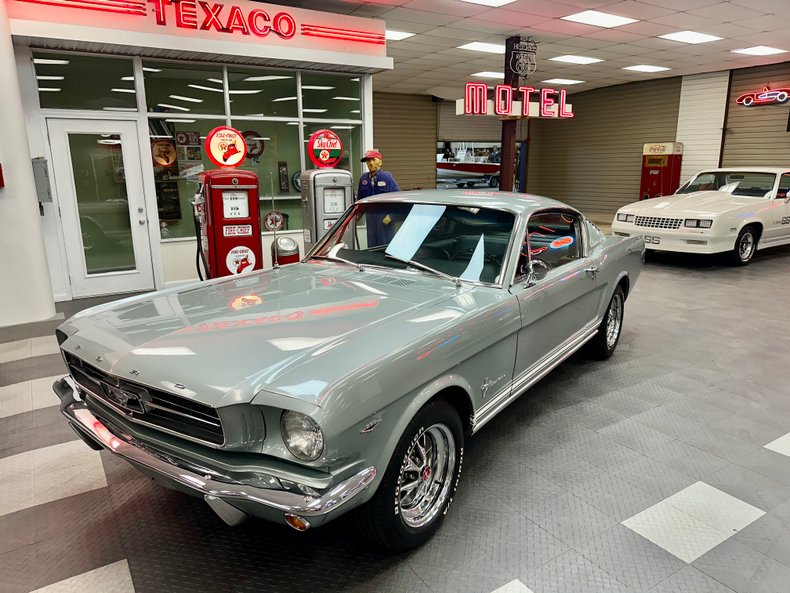 For Sale 1965 Ford Mustang