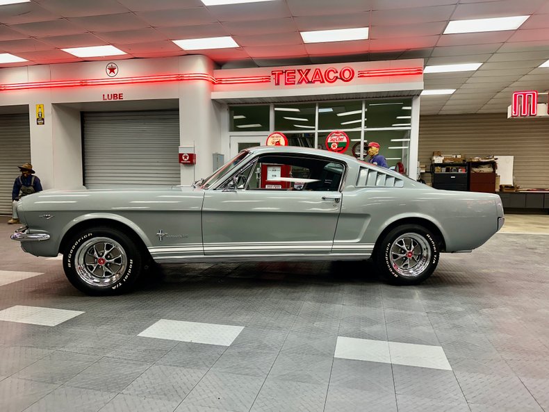 For Sale 1965 Ford Mustang