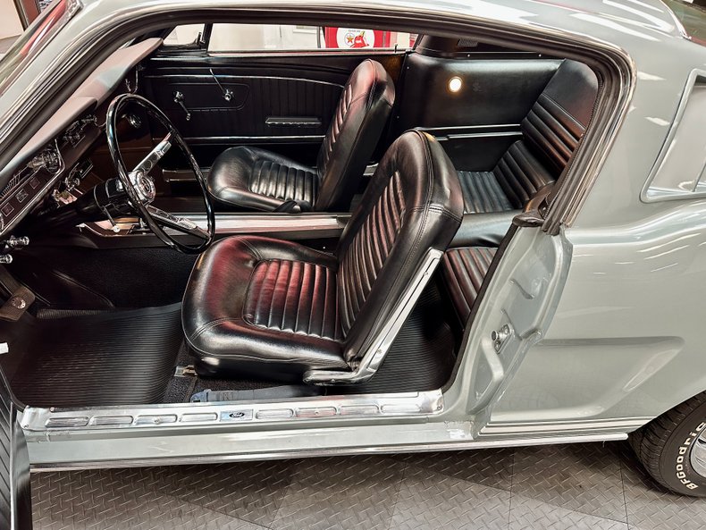 For Sale 1965 Ford Mustang