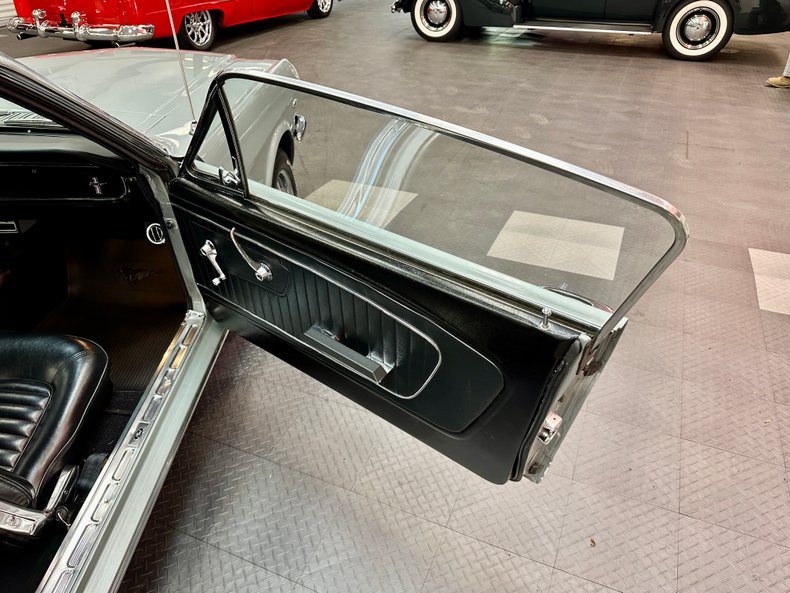 For Sale 1965 Ford Mustang