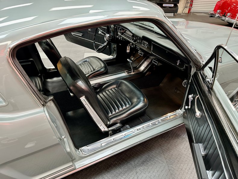 For Sale 1965 Ford Mustang