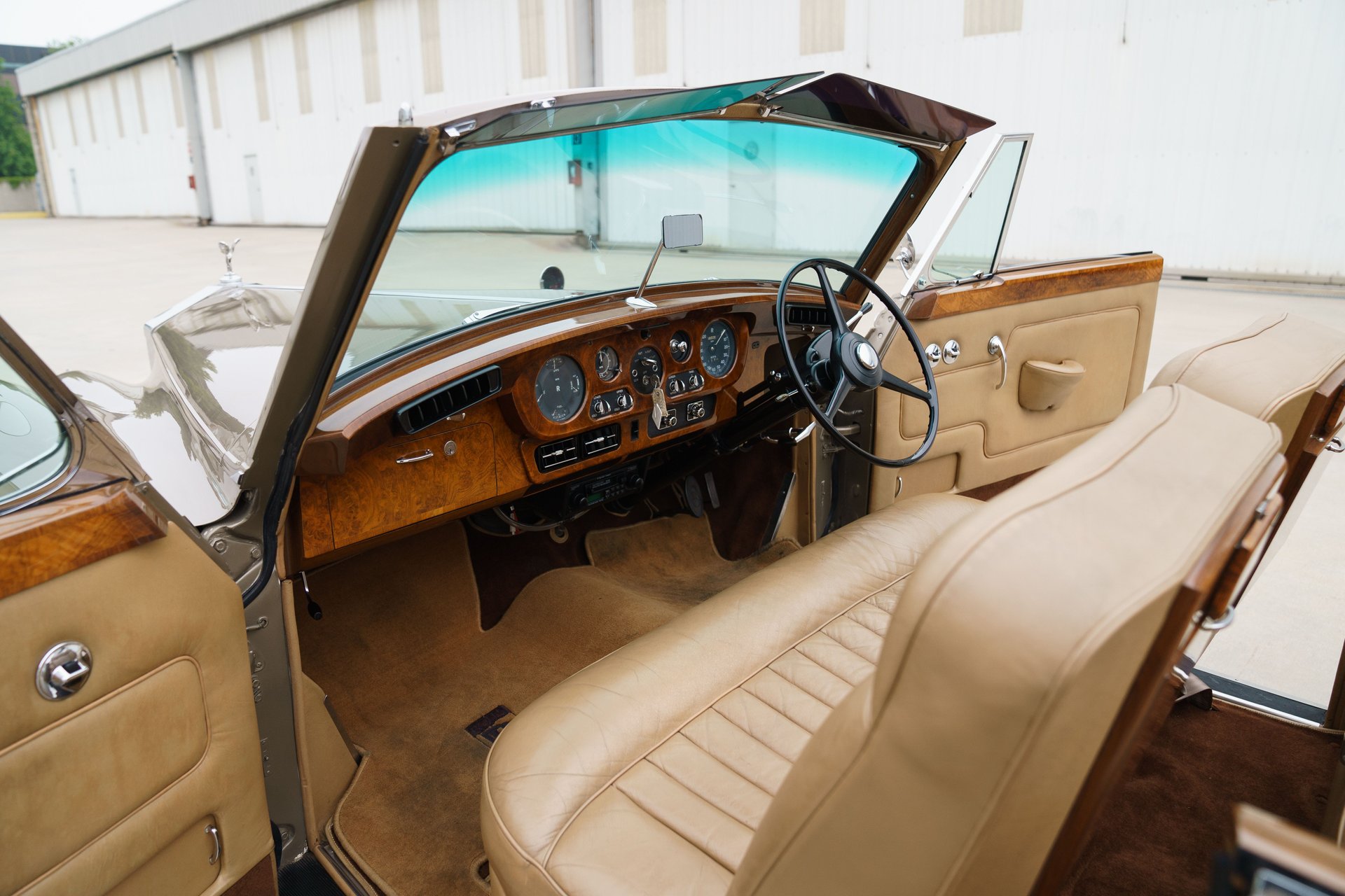 For Sale 1962 Rolls-Royce Silver Cloud II H.J. Mulliner Drophead Coupé Adaptation