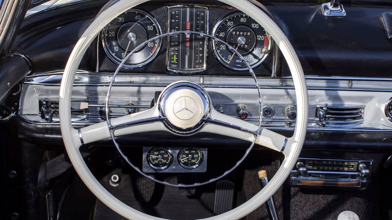 For Sale 1962 Mercedes-Benz 300 SL Roadster