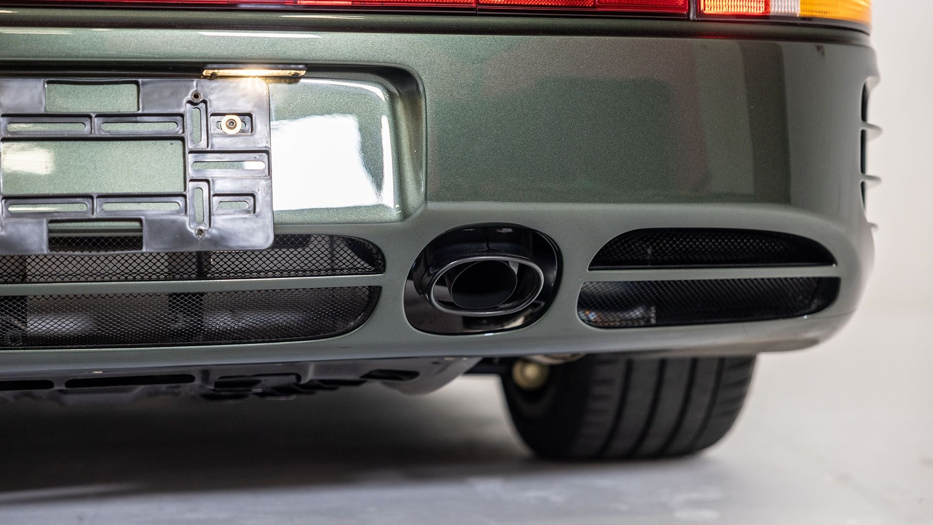 Broad Arrow Auctions | 1988 Porsche 959 SC Reimagined by Canepa