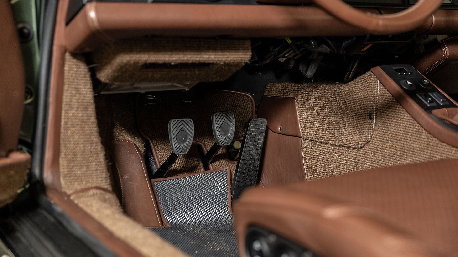 Broad Arrow Auctions | 1988 Porsche 959 SC Reimagined by Canepa