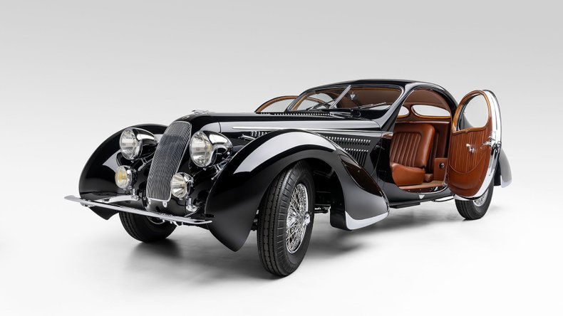 Broad Arrow Auctions | 1938 Talbot-Lago T150 C Lago Spéciale Figoni et Falaschi Teardrop Coupé