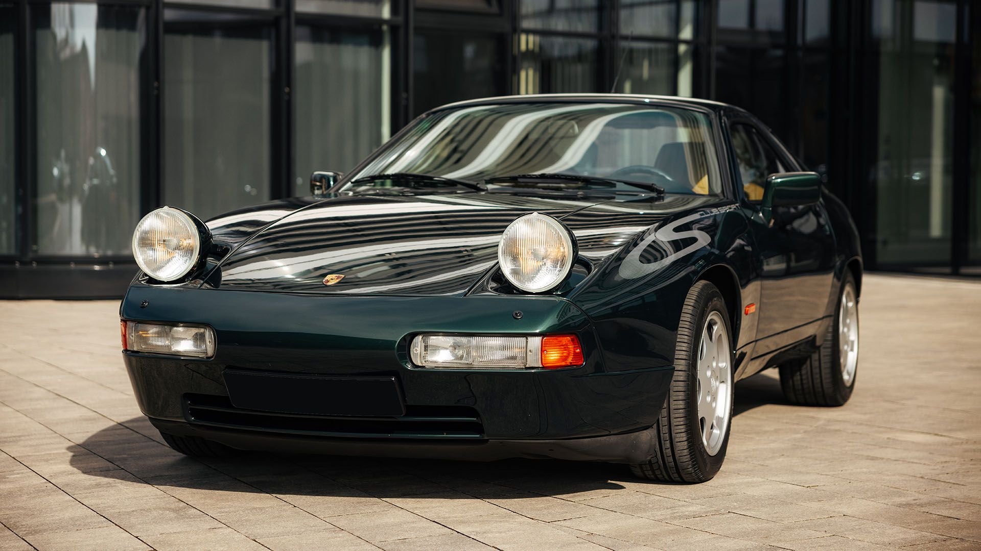 1989 Porsche 928 Club Sport | Monterey Jet Center 2024 | Collector Car ...