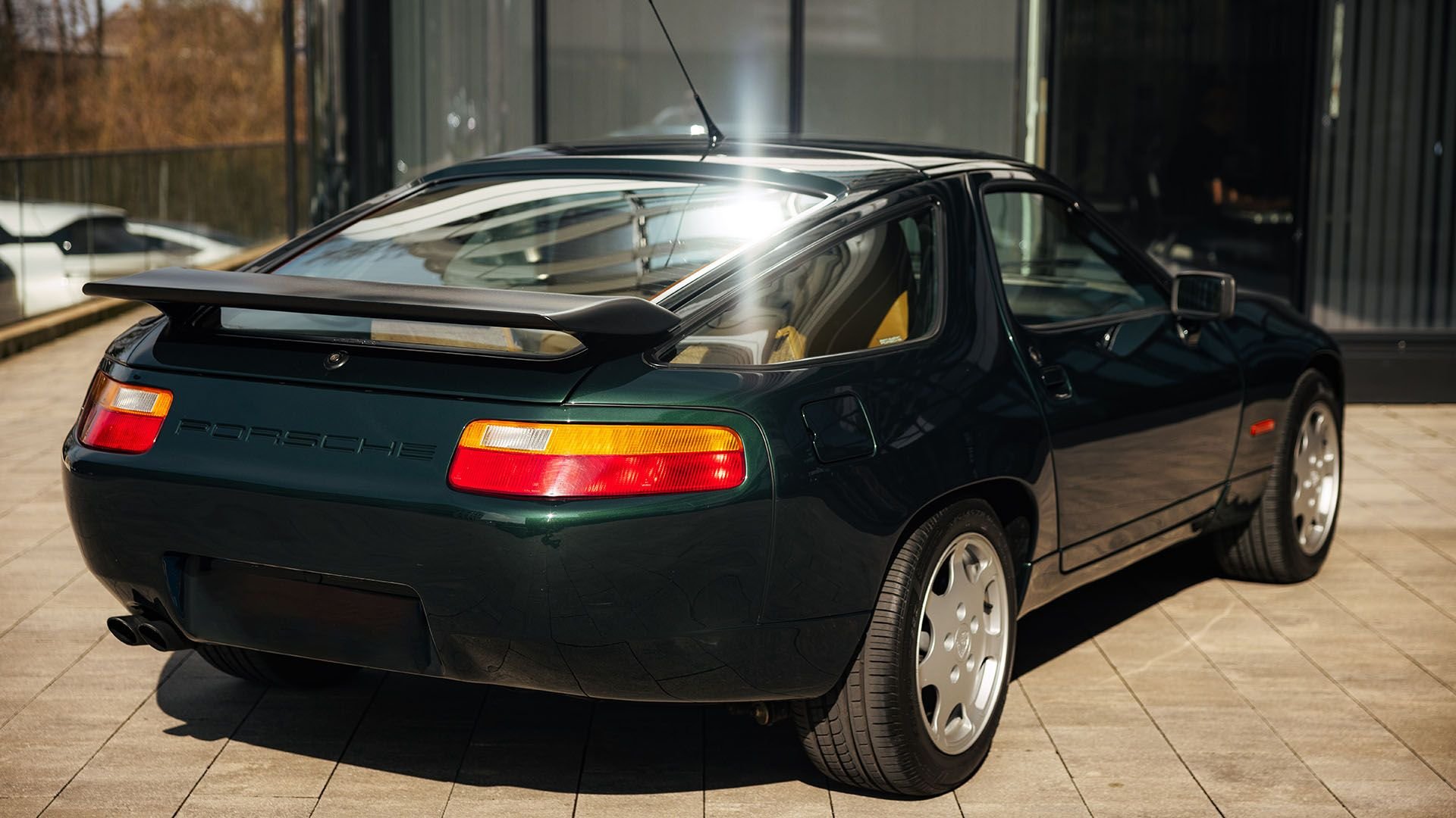 1989 Porsche 928 Club Sport | Monterey Jet Center 2024 | Collector Car ...