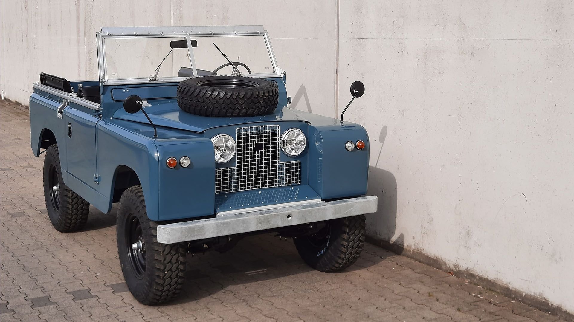 1959 Land Rover Series II | Monterey Jet Center 2024 | Broad Arrow ...