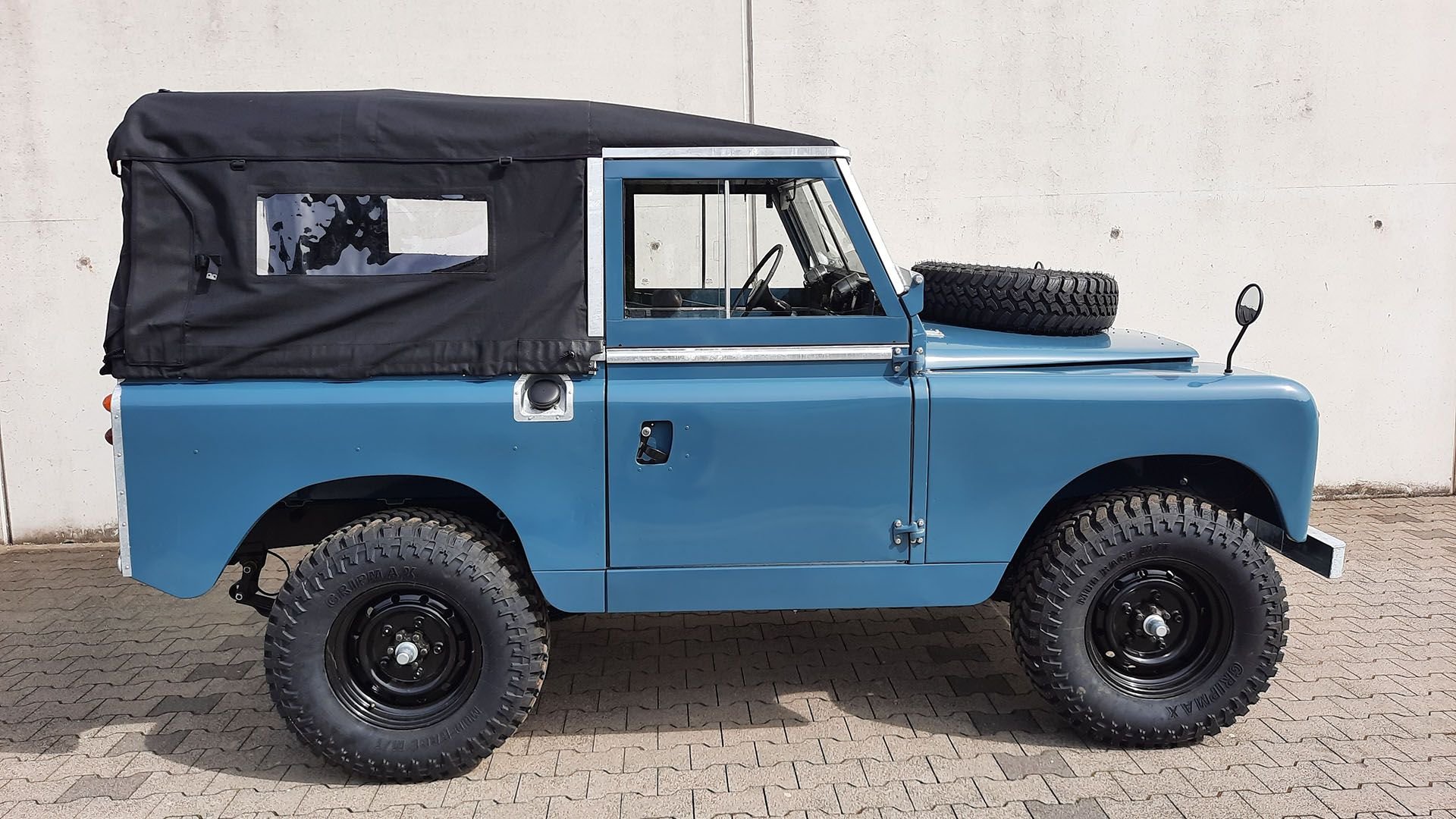 1959 Land Rover Series II | Monterey Jet Center 2024 | Broad Arrow ...