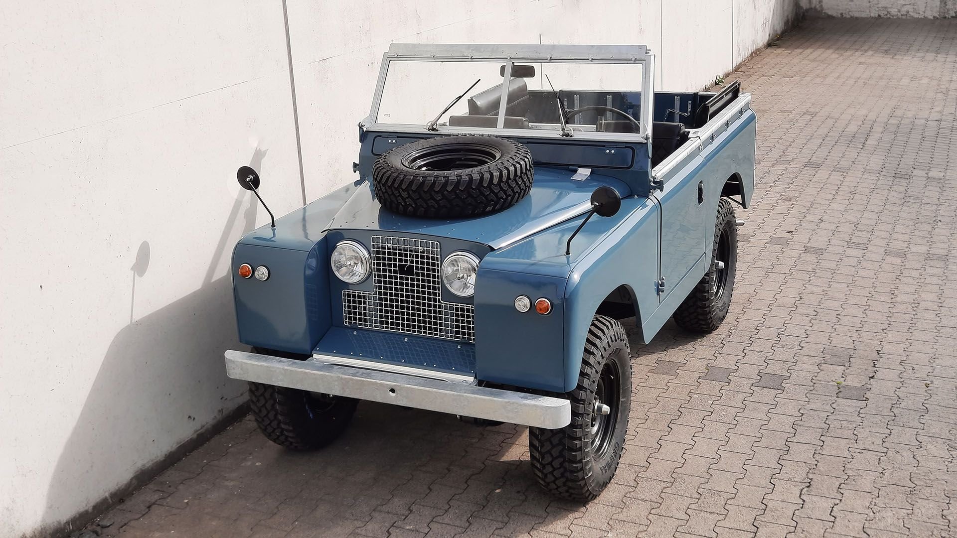 1959 Land Rover Series II | Monterey Jet Center 2024 | Broad Arrow ...