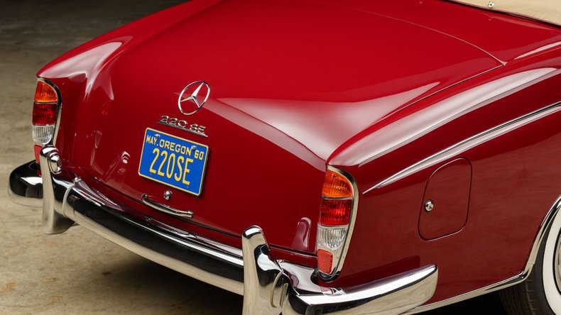 Broad Arrow Auctions | 1960 Mercedes-Benz 220 SE Cabriolet