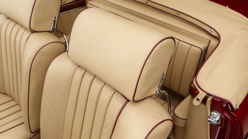 Broad Arrow Auctions | 1960 Mercedes-Benz 220 SE Cabriolet