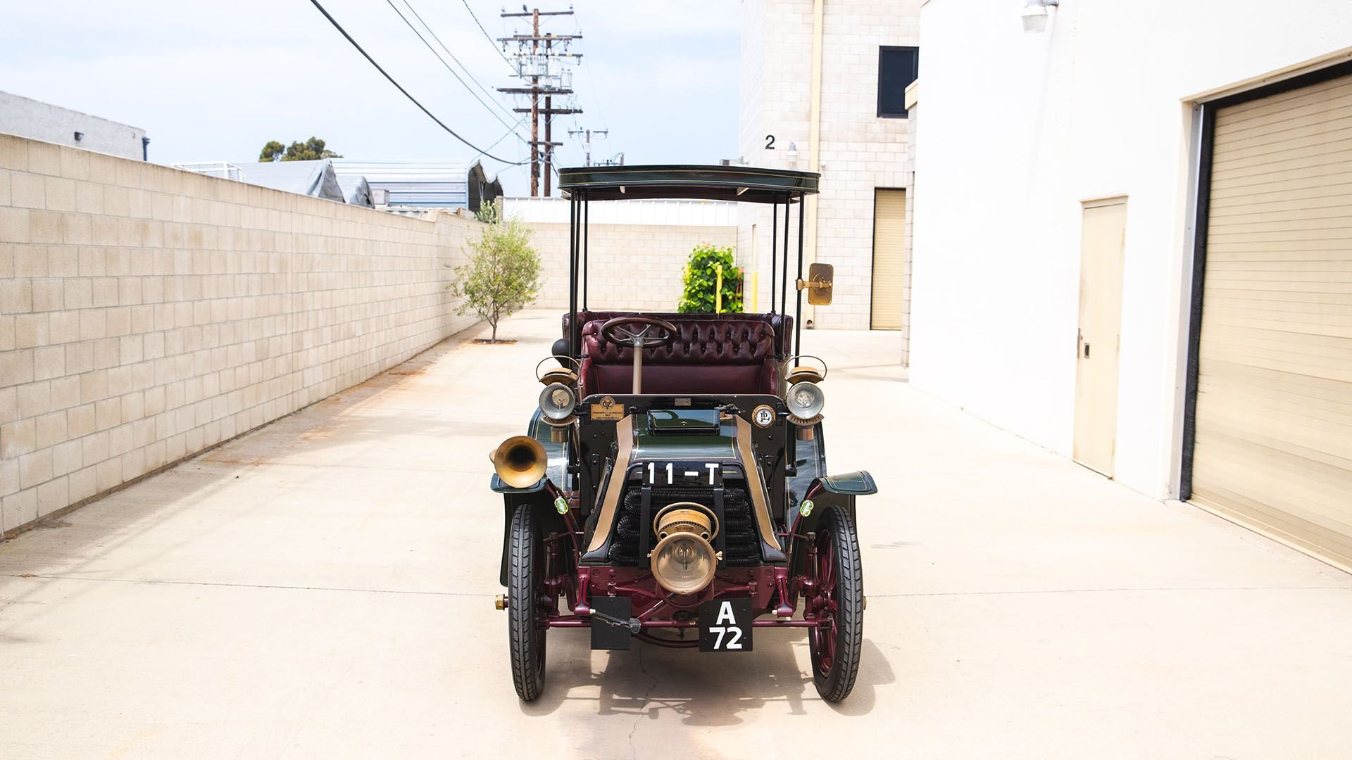 Broad Arrow Auctions | 1901 Panhard et Levassor Twin-Cylinder 7 HP Rear Entrance Tonneau