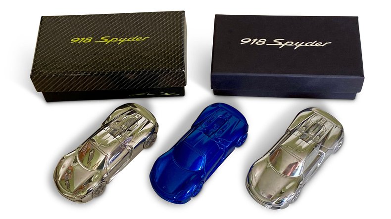 For Sale Porsche 918 Spyder Internal and VIP 1:43 Paperweights