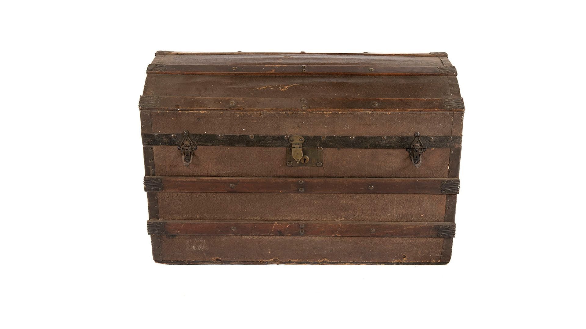 Broad Arrow Auctions | Set of Three Storage Chests