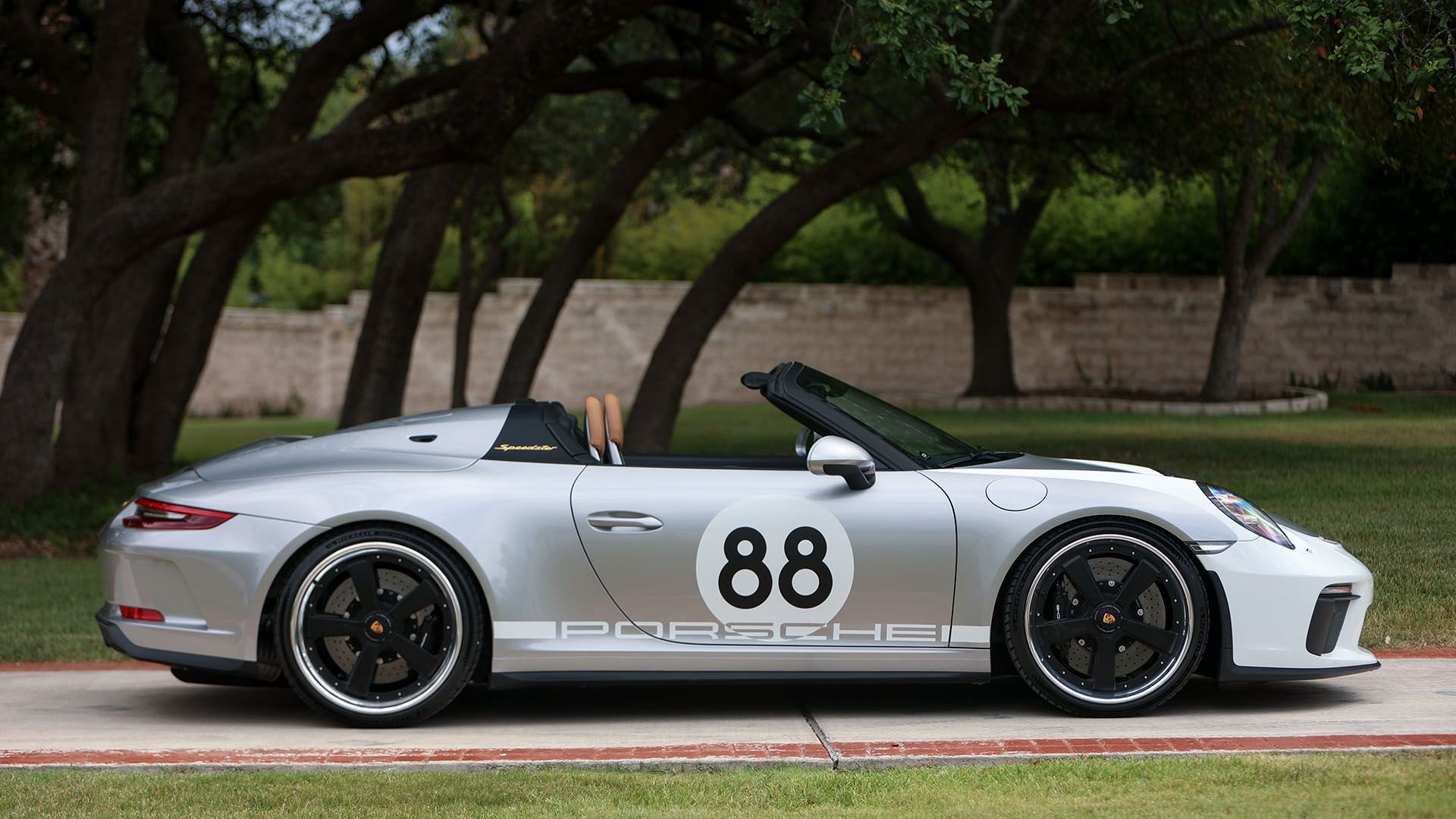 Broad Arrow Auctions | 2019 Porsche 911 Speedster Heritage Design Package