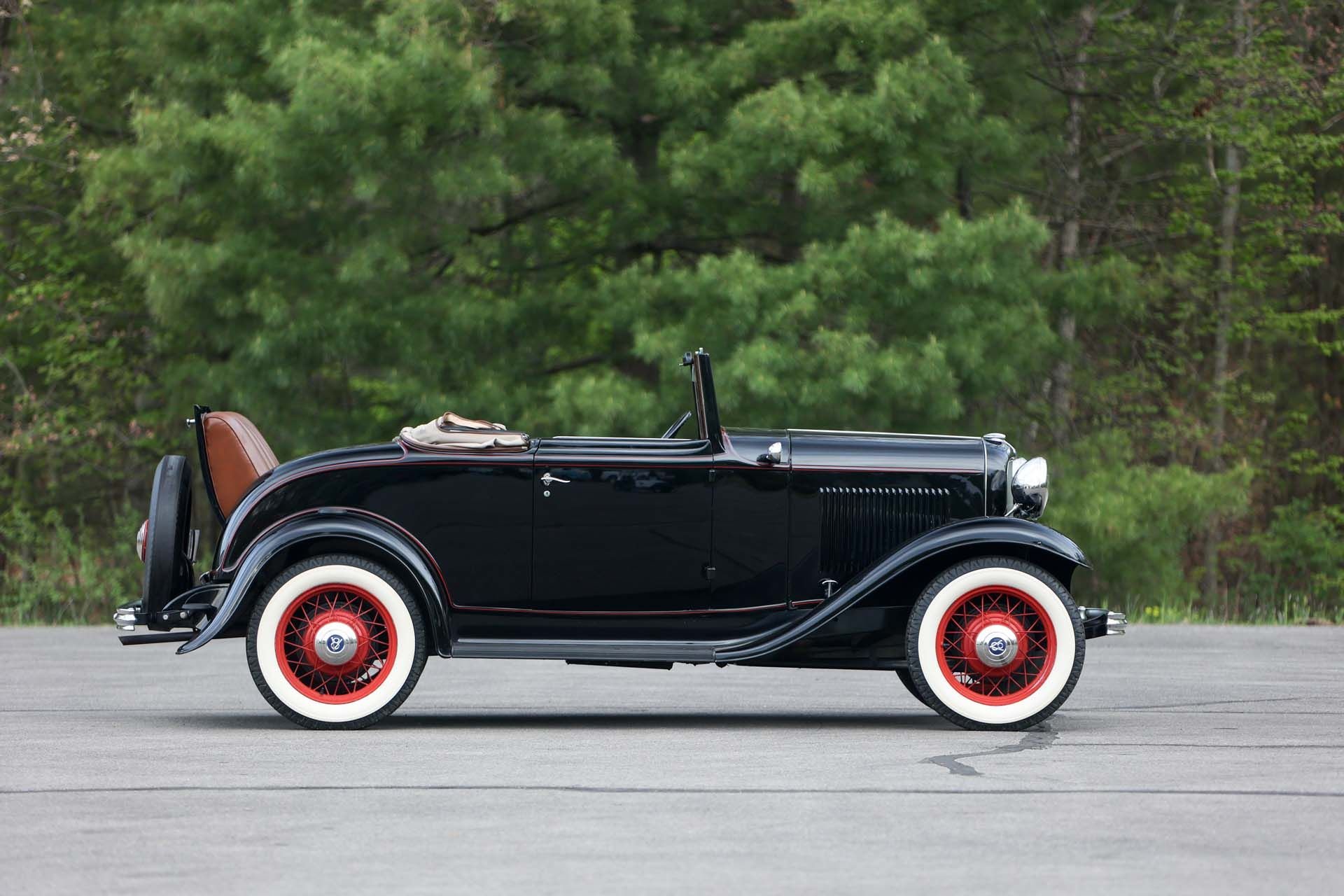 For Sale 1932 Ford V-8 DeLuxe Cabriolet