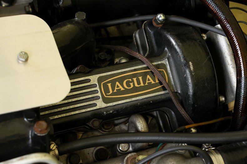 For Sale 1972 Jaguar E-Type Series III V-12 2+2