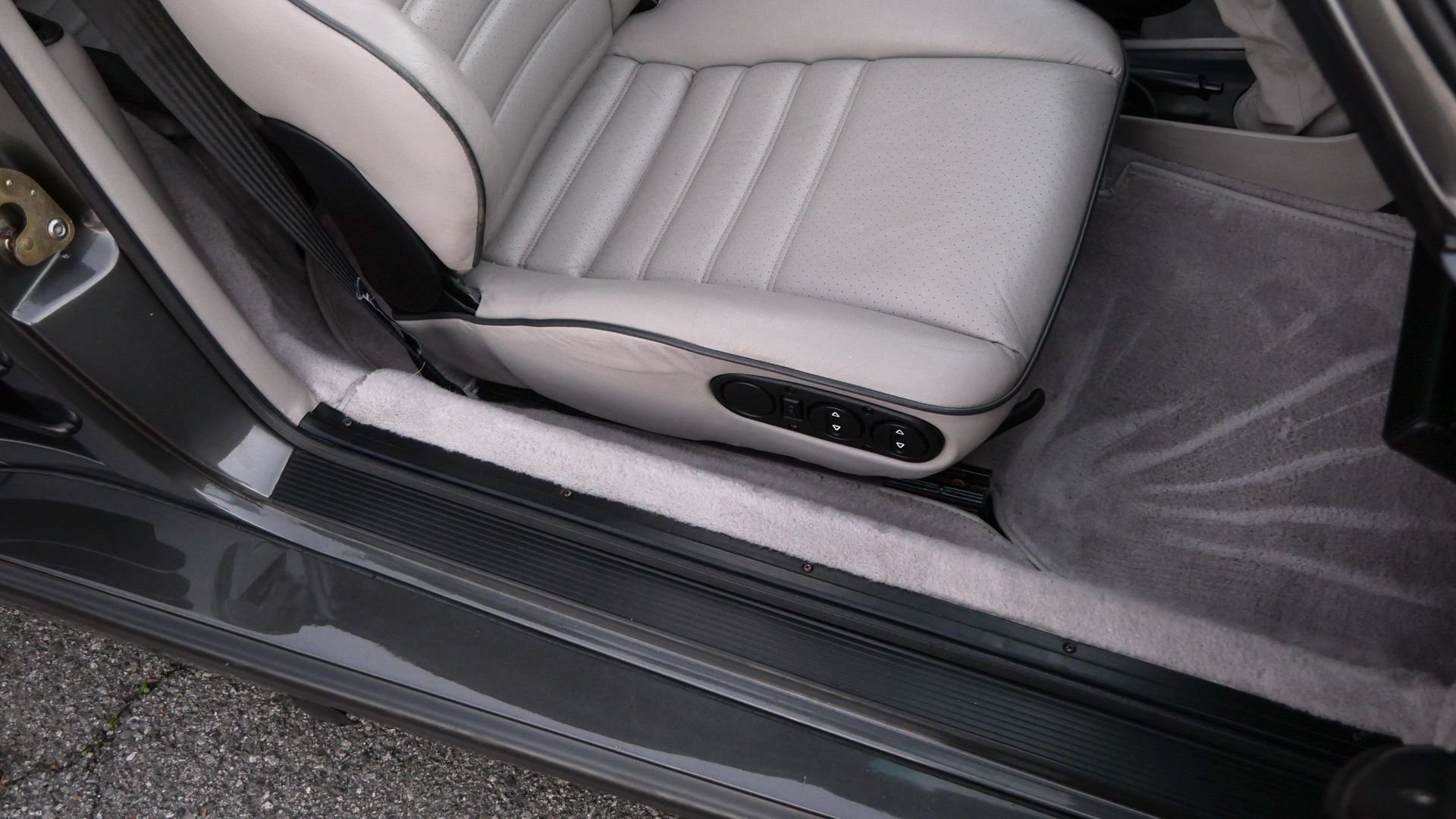 Broad Arrow Auctions | 1989 Porsche 911 Turbo Coupe WLS