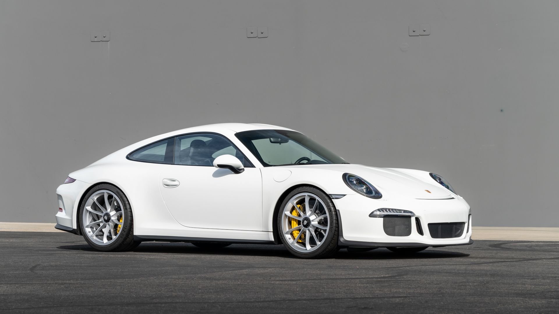Broad Arrow Auctions | 2016 Porsche 911 R