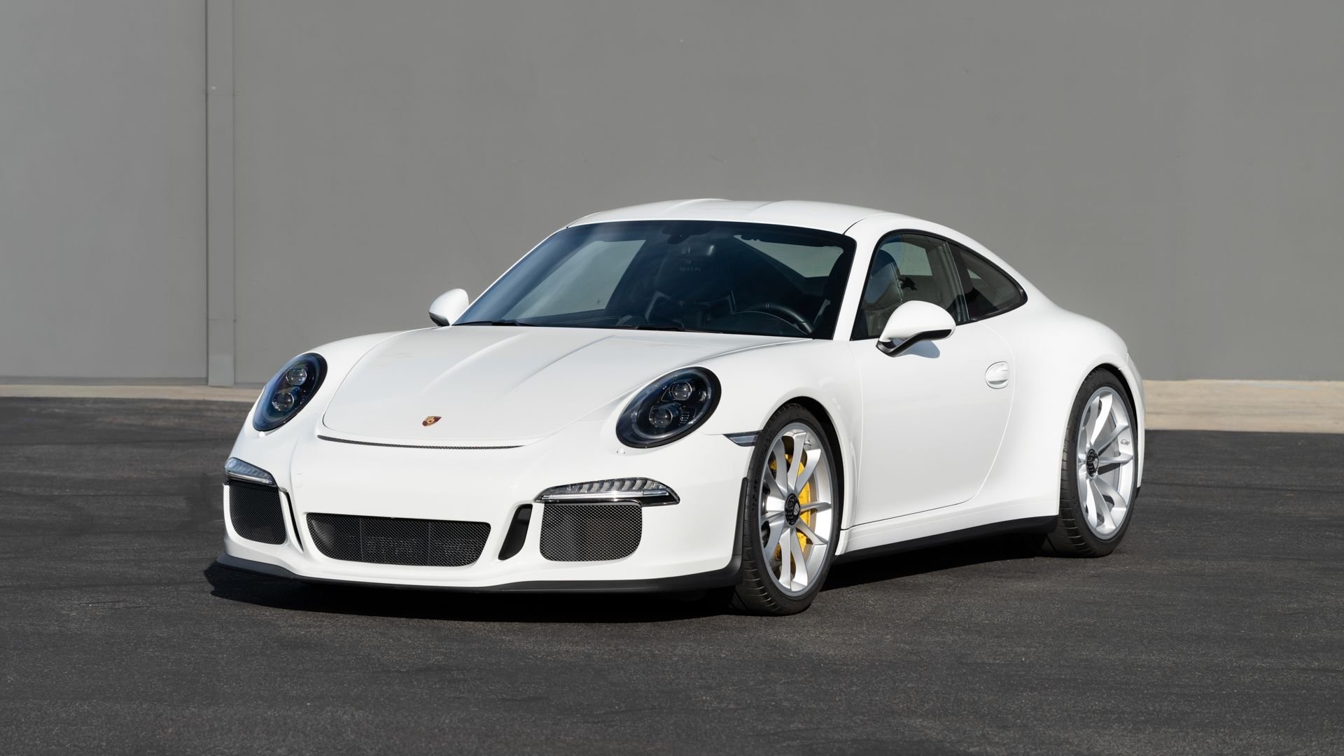 Broad Arrow Auctions | 2016 Porsche 911 R