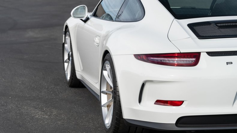 Broad Arrow Auctions | 2016 Porsche 911 R
