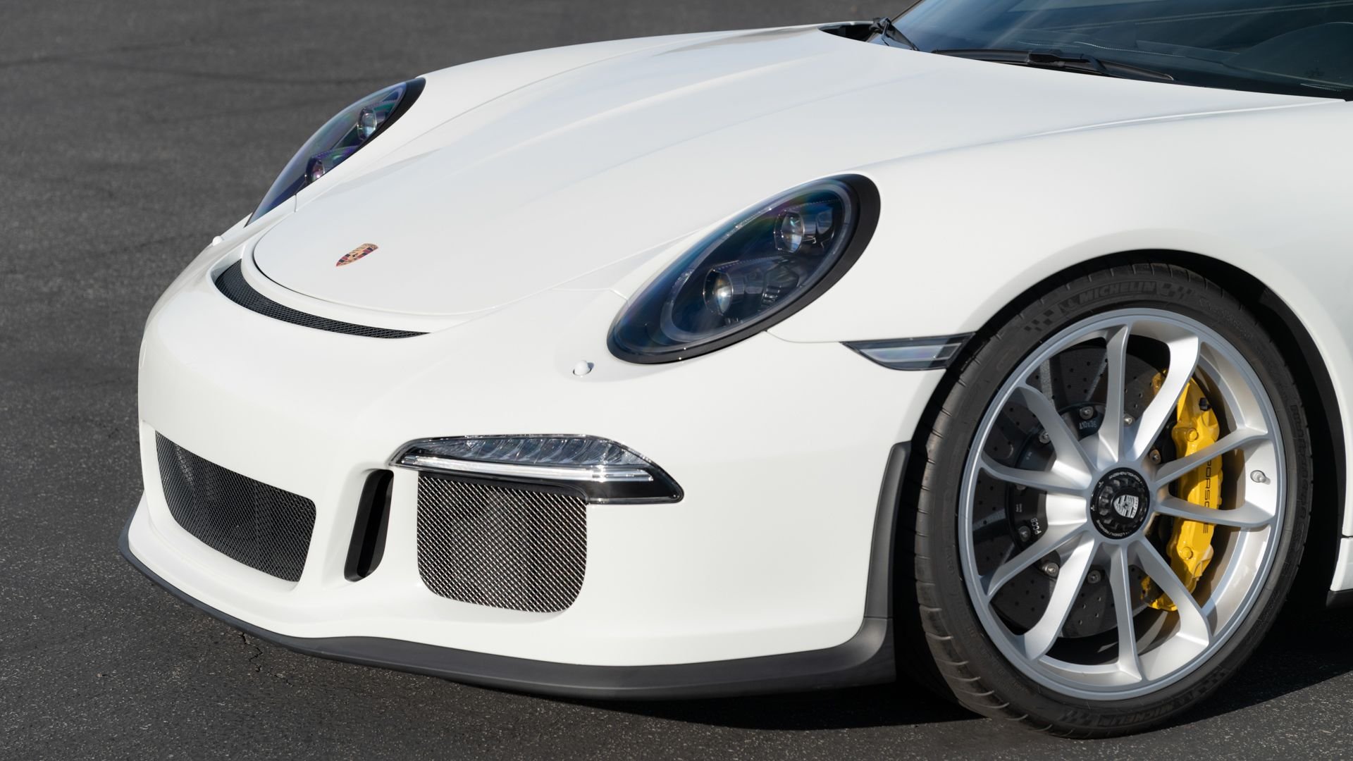 Broad Arrow Auctions | 2016 Porsche 911 R