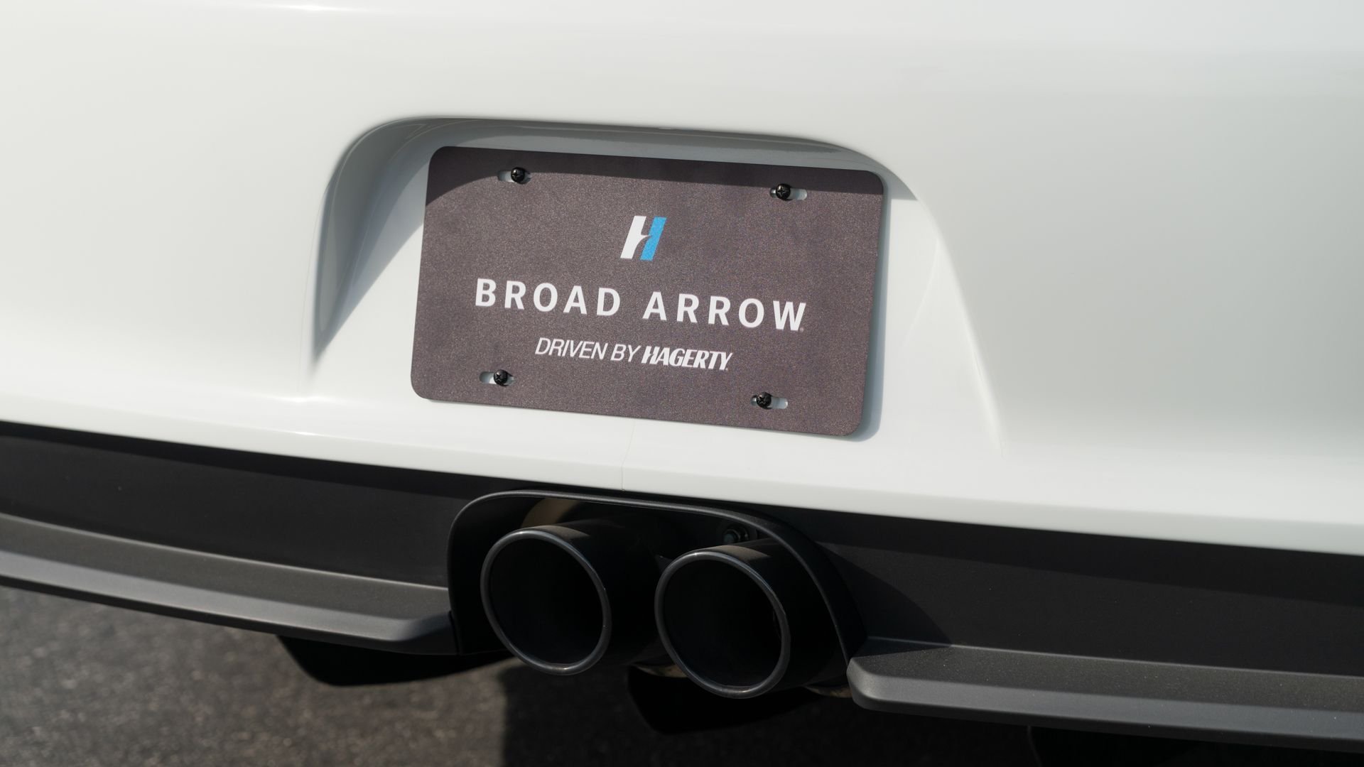 Broad Arrow Auctions | 2016 Porsche 911 R