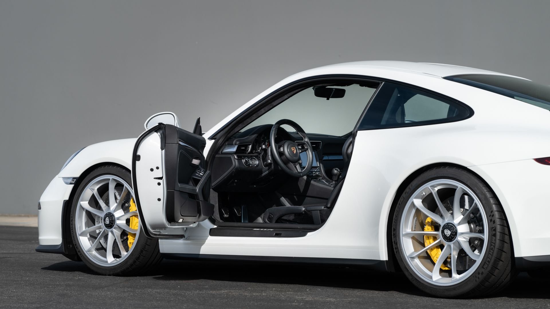 Broad Arrow Auctions | 2016 Porsche 911 R