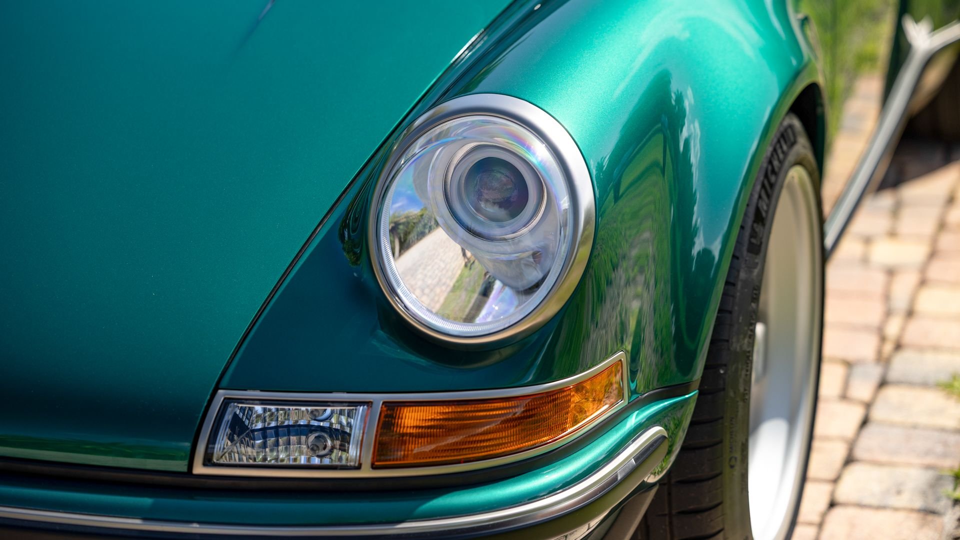 Broad Arrow Auctions | 1992 Porsche 911 Targa Reimagined by Singer “Rio Commission”