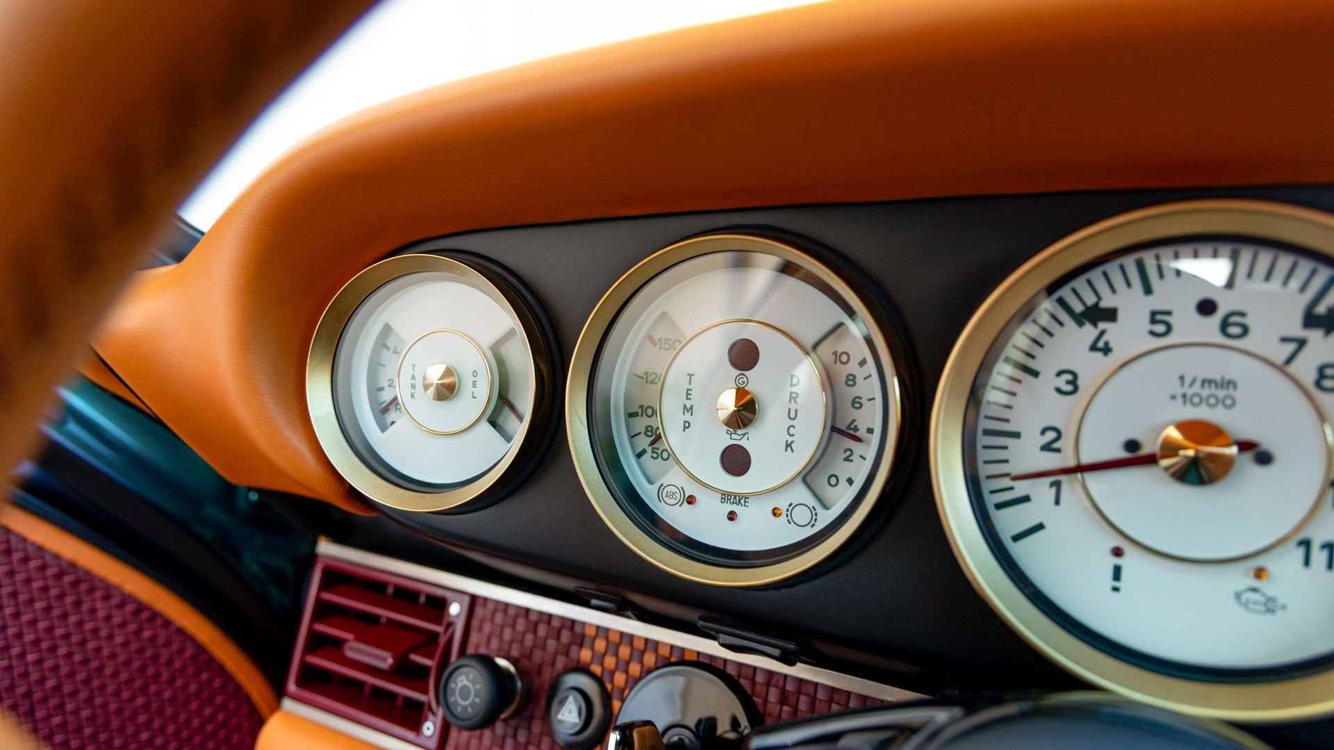 Broad Arrow Auctions | 1992 Porsche 911 Targa Reimagined by Singer “Rio Commission”
