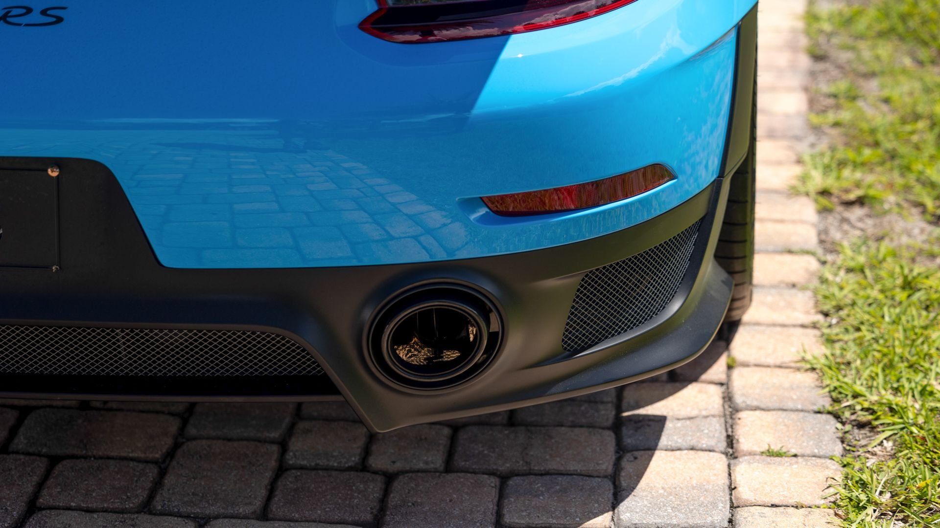 Broad Arrow Auctions | 2018 Porsche 911 GT2 RS
