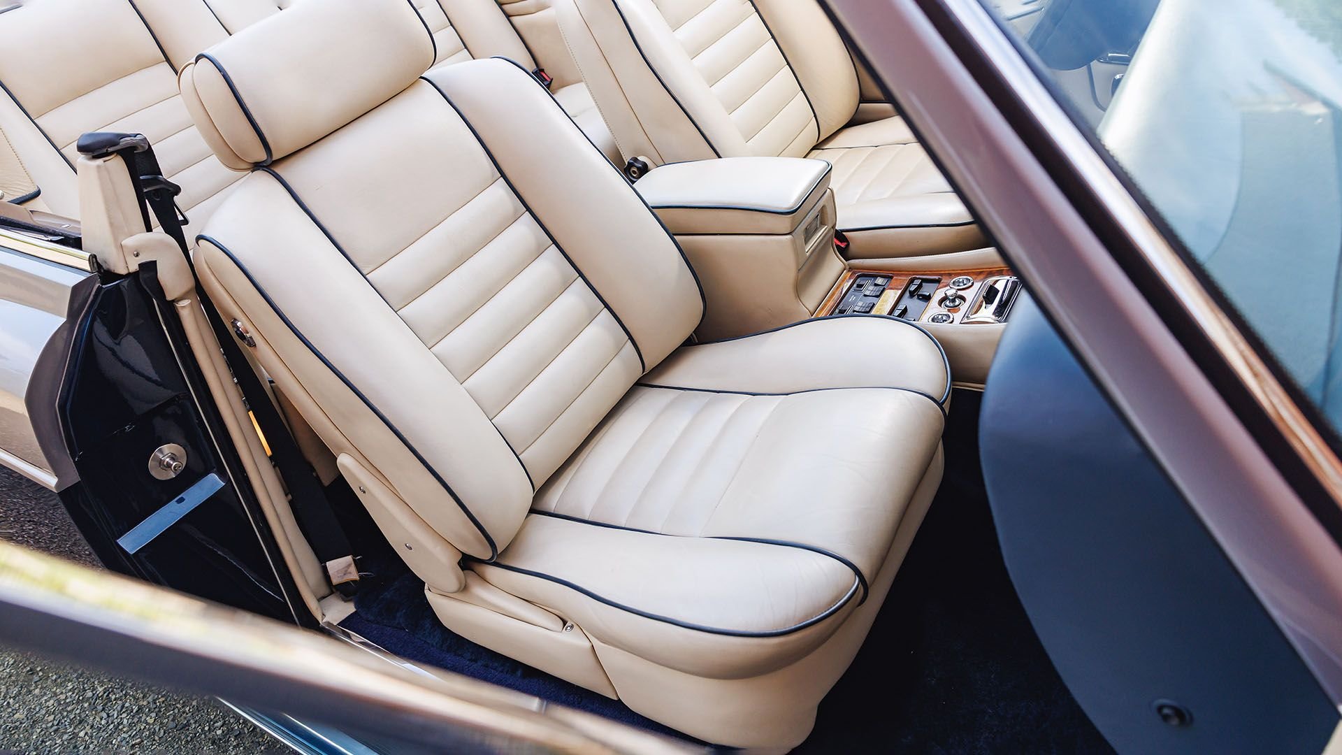 Broad Arrow Auctions | 1991 Rolls-Royce Corniche III