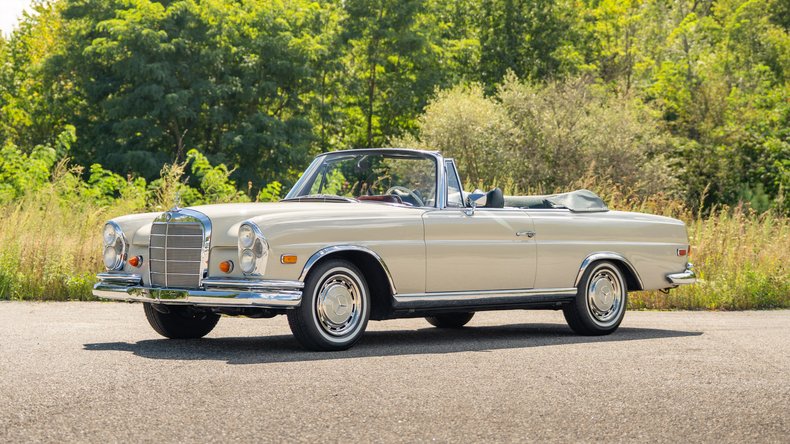 Broad Arrow Auctions | 1969 Mercedes-Benz 280 SE Cabriolet
