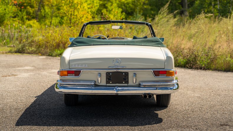 Broad Arrow Auctions | 1969 Mercedes-Benz 280 SE Cabriolet