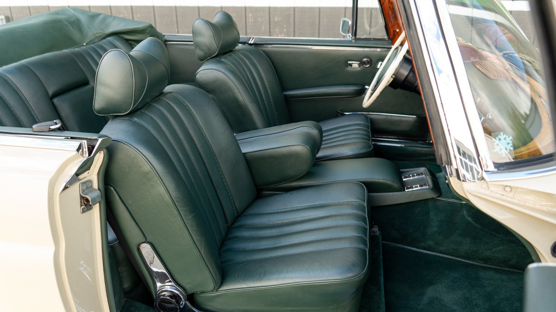 Broad Arrow Auctions | 1969 Mercedes-Benz 280 SE Cabriolet