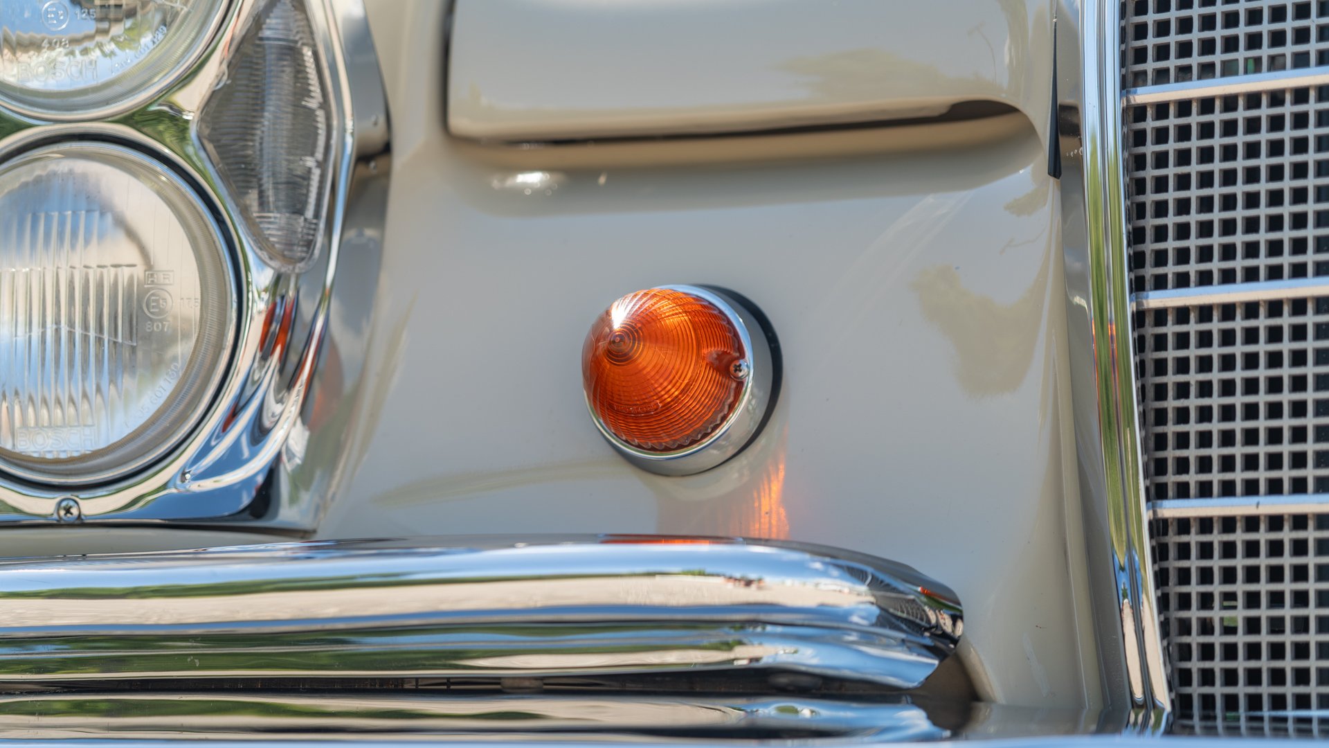 Broad Arrow Auctions | 1969 Mercedes-Benz 280 SE Cabriolet