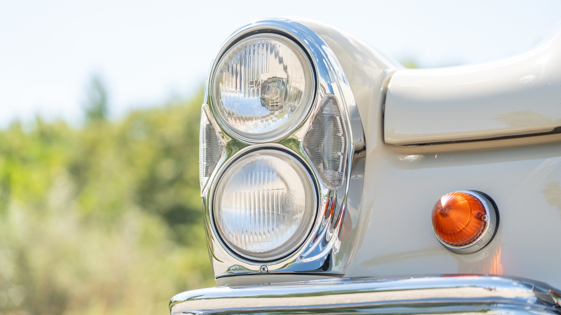 Broad Arrow Auctions | 1969 Mercedes-Benz 280 SE Cabriolet