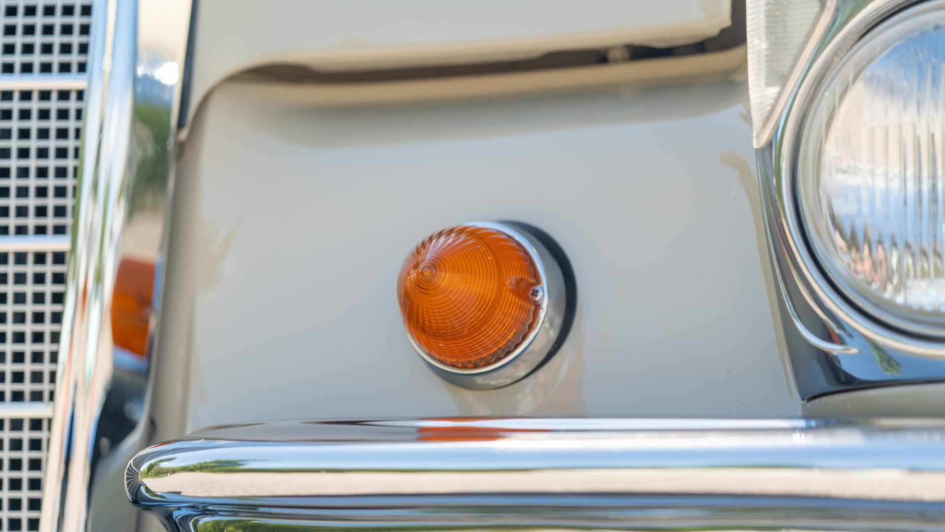 Broad Arrow Auctions | 1969 Mercedes-Benz 280 SE Cabriolet